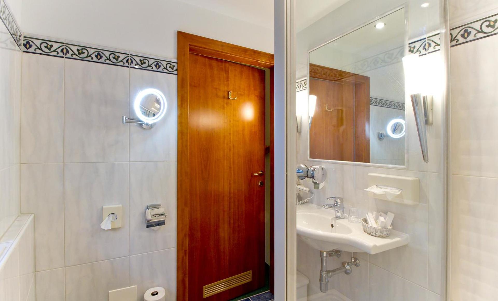 Hotel Weisser Hirsch Sankt Wolfgang im Salzkammergut Ngoại thất bức ảnh