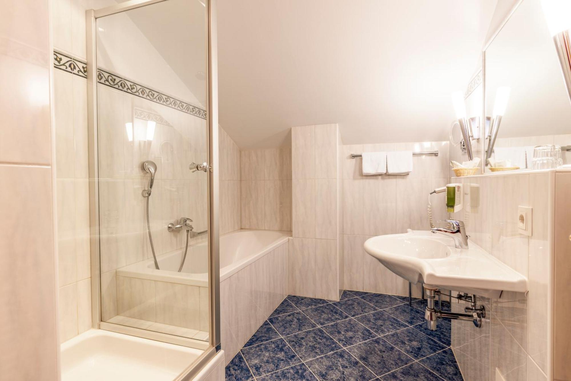 Hotel Weisser Hirsch Sankt Wolfgang im Salzkammergut Ngoại thất bức ảnh