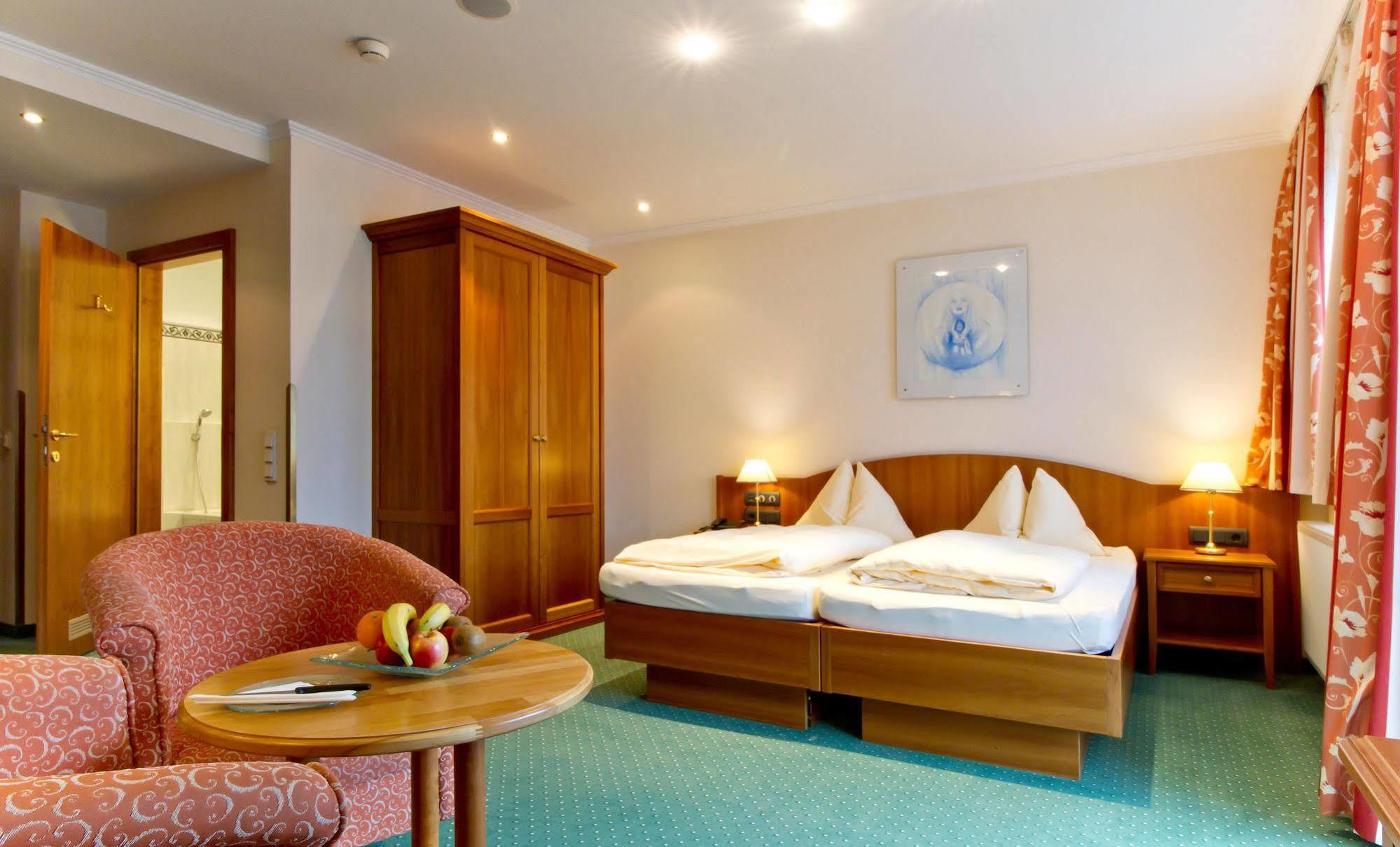 Hotel Weisser Hirsch Sankt Wolfgang im Salzkammergut Ngoại thất bức ảnh