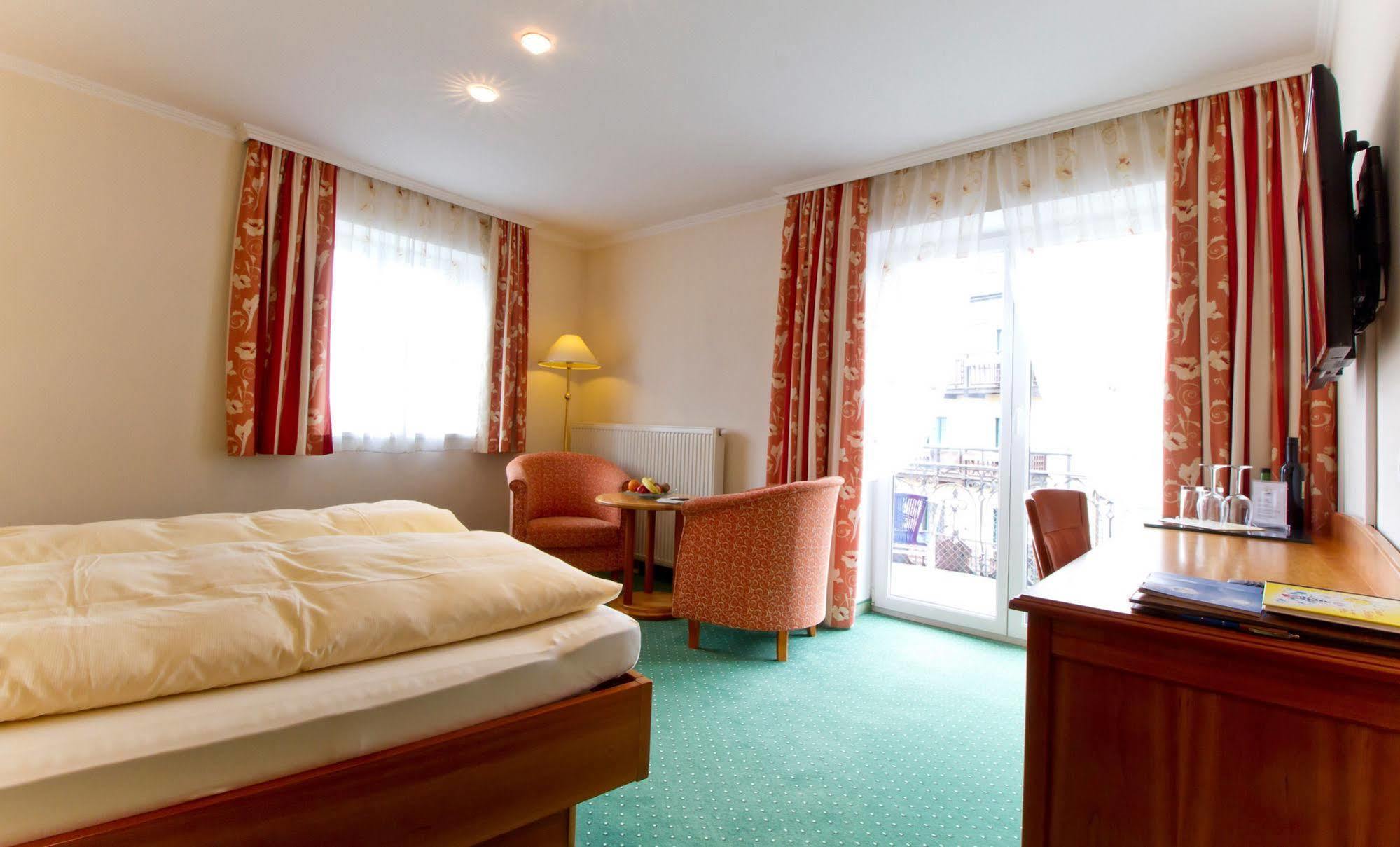 Hotel Weisser Hirsch Sankt Wolfgang im Salzkammergut Ngoại thất bức ảnh